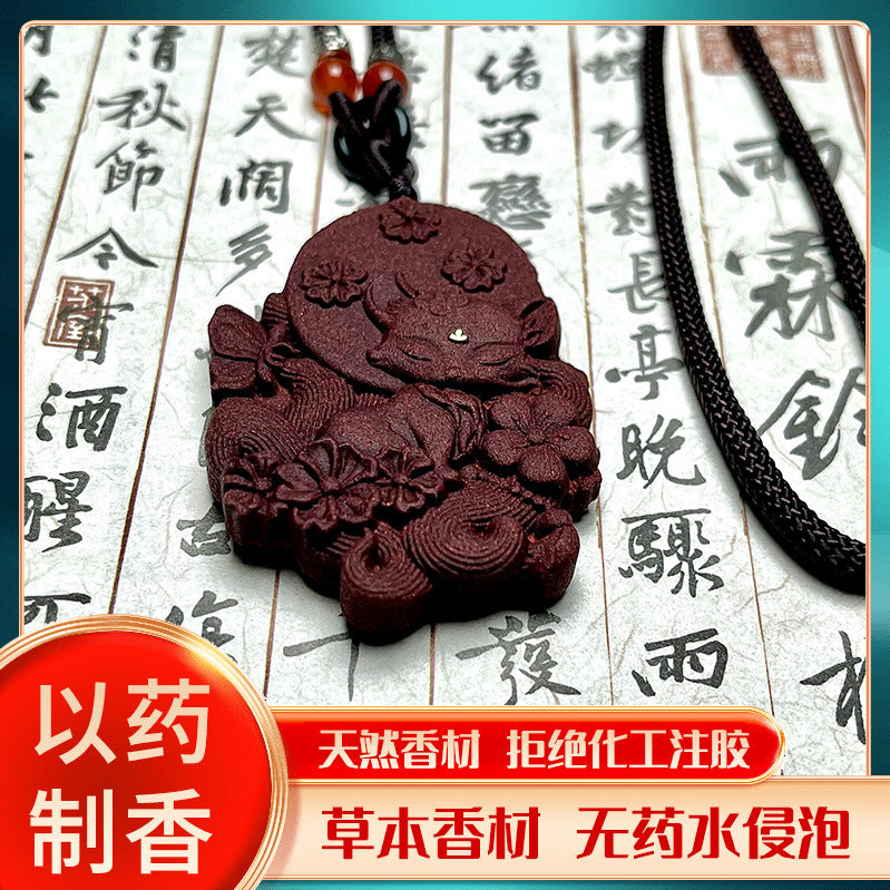 Natural herbal fragrant materials, ancient handmade rose fragrance, Qingqiu Phoenix Nine Tailed Fox stamen Lady pendant wholesale